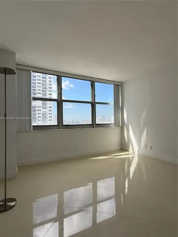 2101 S Ocean Drive Hollywood FL 33019