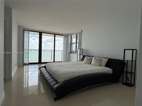 2101 S Ocean Drive Hollywood FL 33019