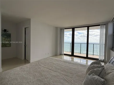 2101 S Ocean Drive Hollywood FL 33019