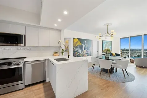 335 S Biscayne Boulevard Miami FL 33131