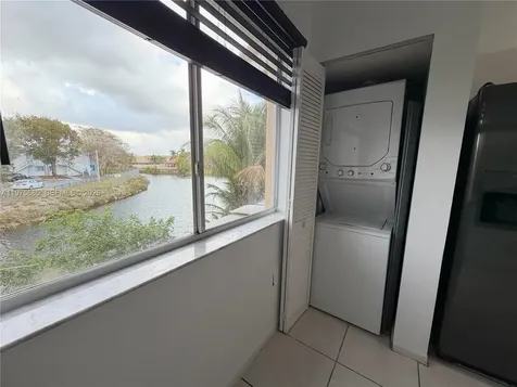 6445 SW 130th Place Miami FL 33183