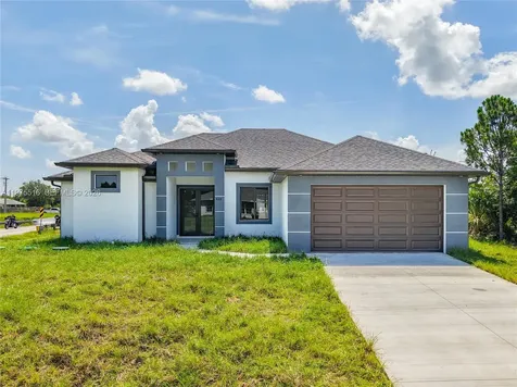 920 Rita N Lehigh Acres FL 33971