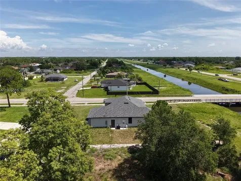 920 Rita N Lehigh Acres FL 33971