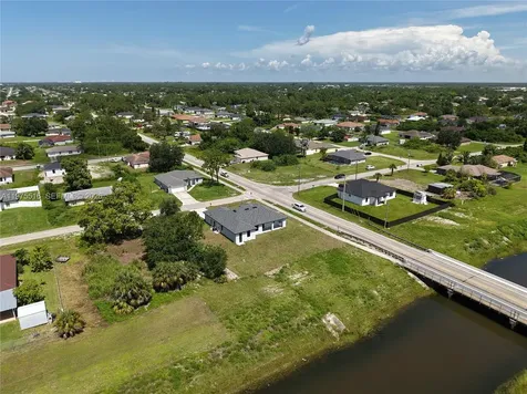 920 Rita N Lehigh Acres FL 33971
