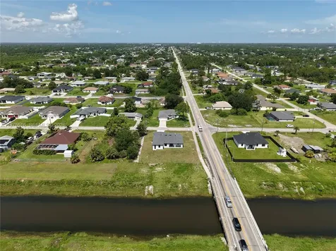 920 Rita N Lehigh Acres FL 33971