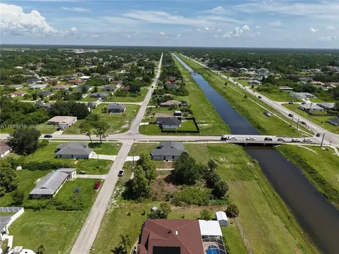 920 Rita N Lehigh Acres FL 33971