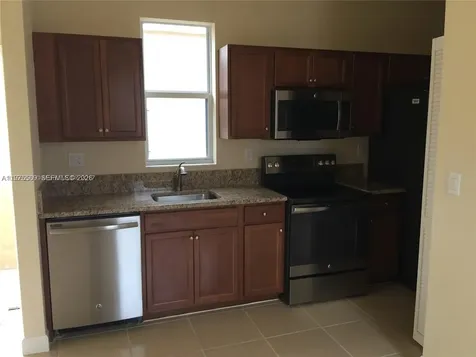 17103 SW 96th Street Miami FL 33196
