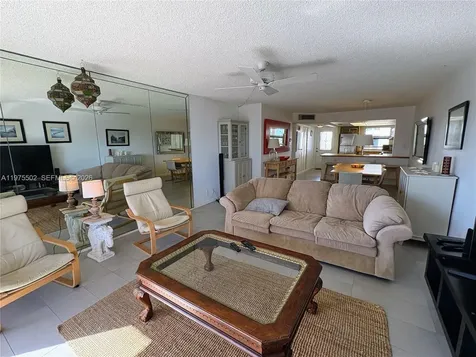 1069 Hillsboro Mile Hillsboro Beach FL 33062