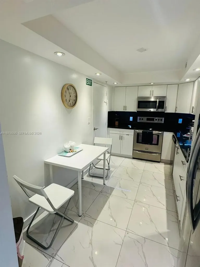 3901 S Ocean Drive Hollywood FL 33019