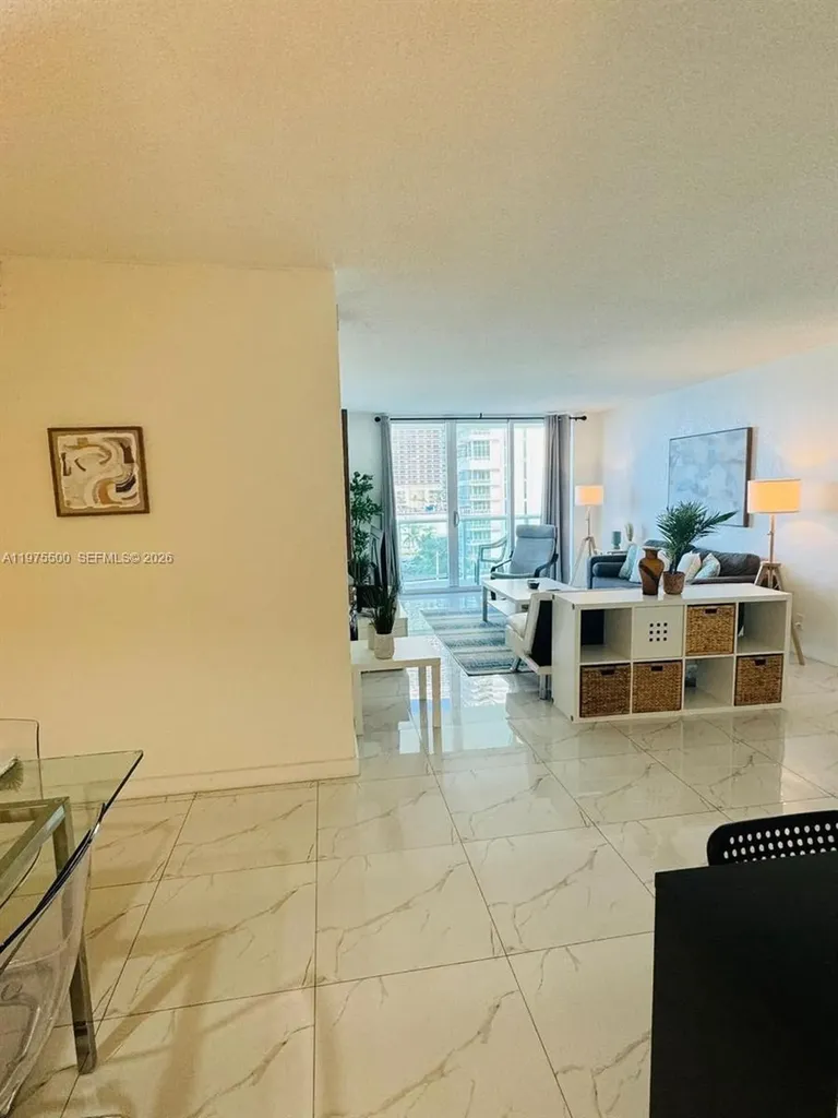 3901 S Ocean Drive Hollywood FL 33019