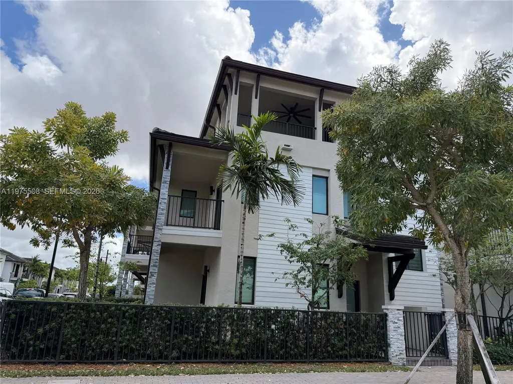 8304 NW 49th Street Doral FL 33166