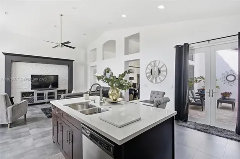 2931 SW 187th Terrace Miramar FL 33029