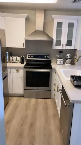 6104 NW 114th Place Doral FL 33178