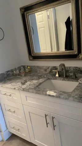 6104 NW 114th Place Doral FL 33178