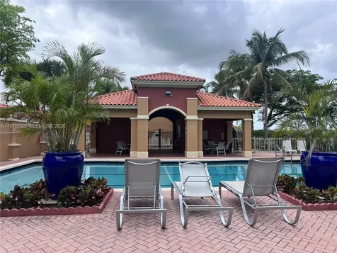 6104 NW 114th Place Doral FL 33178