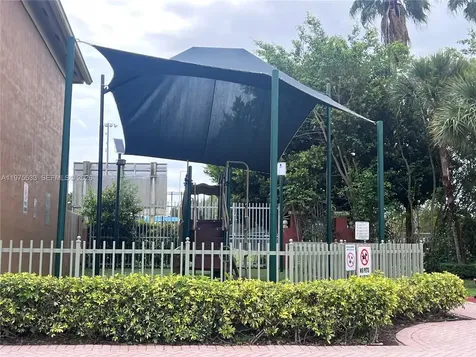 6104 NW 114th Place Doral FL 33178