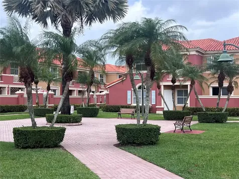 6104 NW 114th Place Doral FL 33178