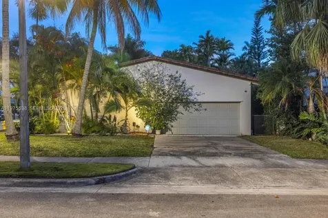 7630 NE 8th Avenue Miami FL 33138