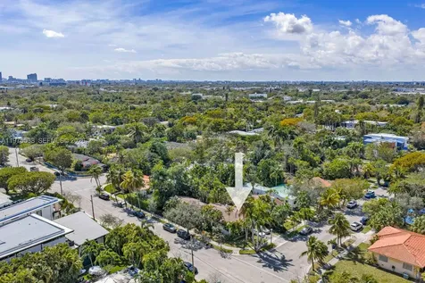 7630 NE 8th Avenue Miami FL 33138