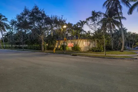 7630 NE 8th Avenue Miami FL 33138