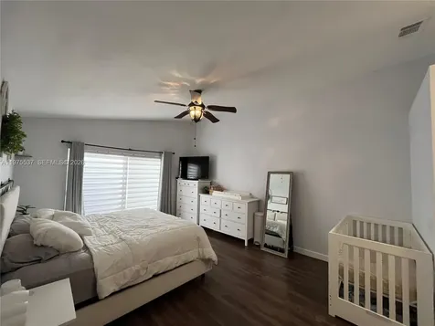 17901 NW 19th Street Pembroke Pines FL 33029