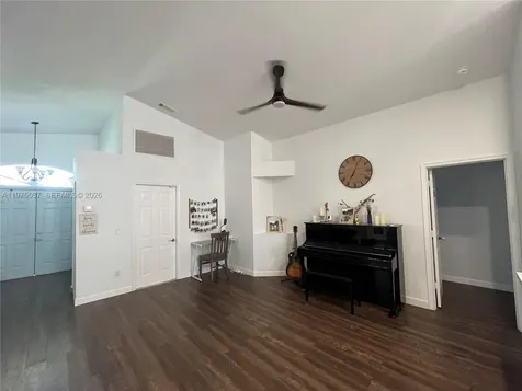 17901 NW 19th Street Pembroke Pines FL 33029