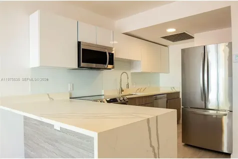 1000 7th Street Miami Beach FL 33139