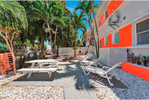 1000 7th Street Miami Beach FL 33139