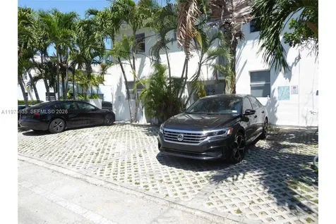1000 7th Street Miami Beach FL 33139
