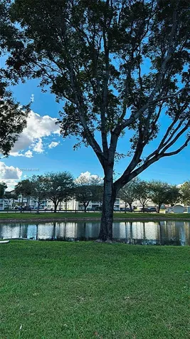 8851 NW 112th Avenue Doral FL 33178