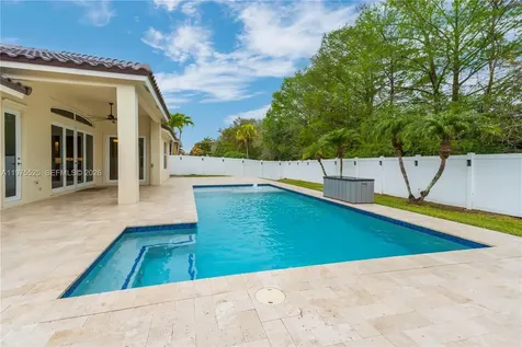 18801 SW 7th Street Pembroke Pines FL 33029