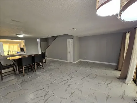 8837 NW 48th Street Sunrise FL 33351