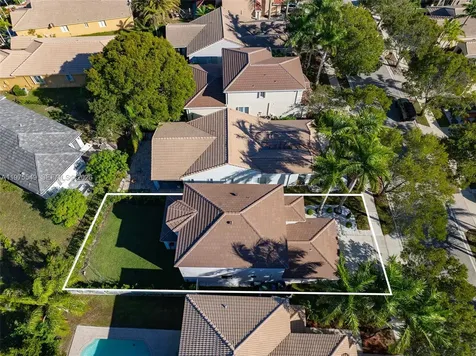 1077 Golden Cane Drive Weston FL 33327