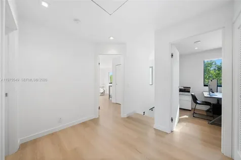 1077 Golden Cane Drive Weston FL 33327