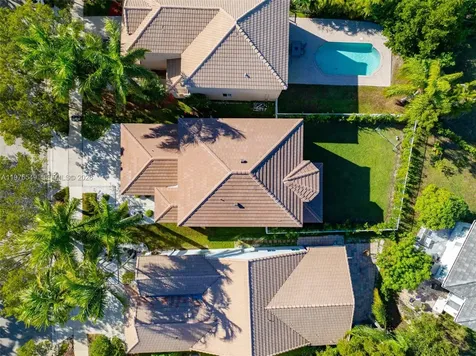 1077 Golden Cane Drive Weston FL 33327