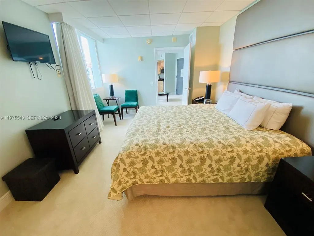 2670 E Sunrise Boulevard Fort Lauderdale FL 33304