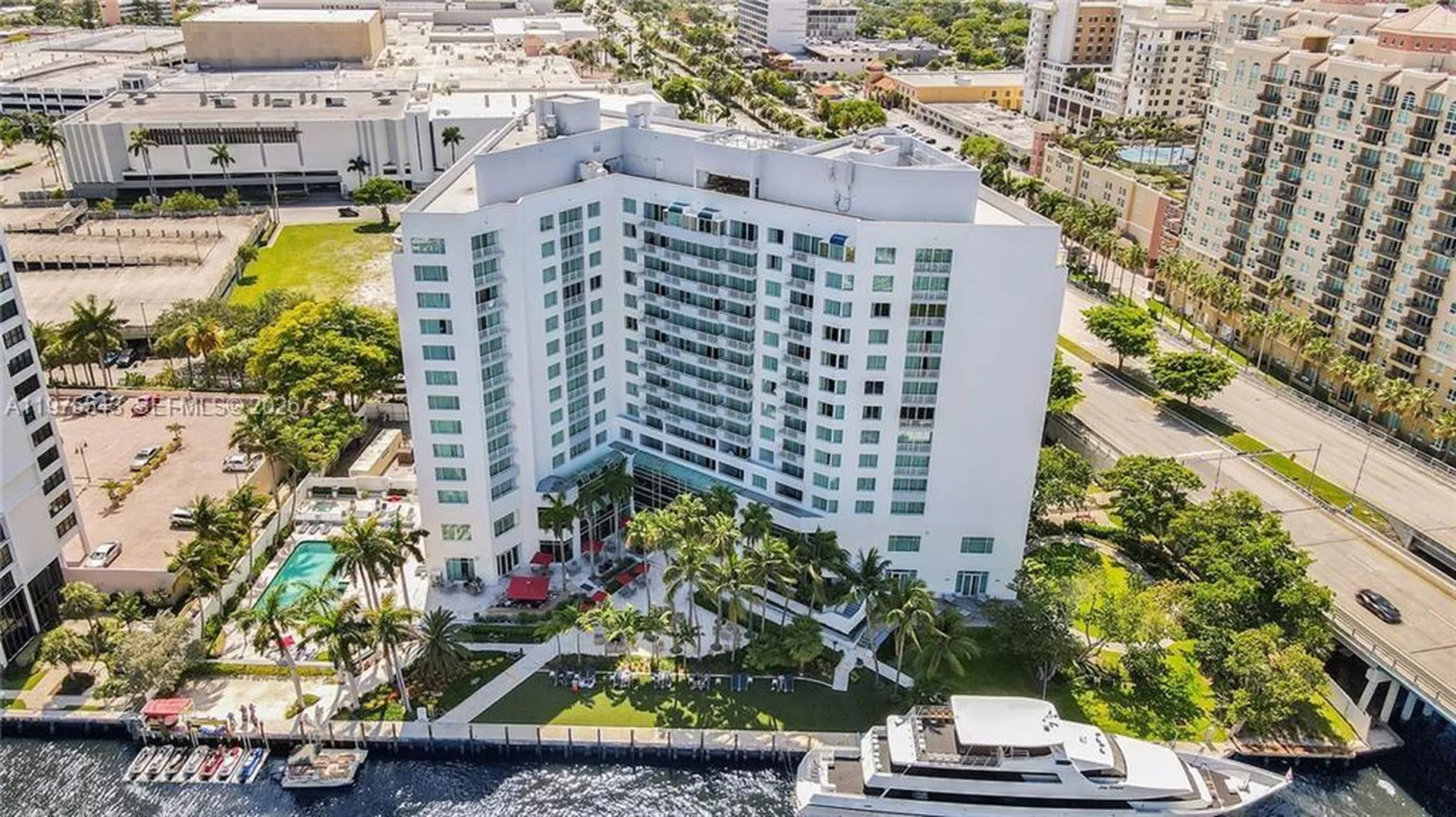 2670 E Sunrise Boulevard Fort Lauderdale FL 33304