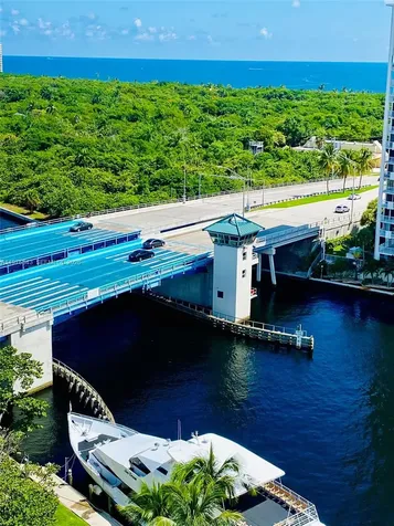 2670 E Sunrise Boulevard Fort Lauderdale FL 33304