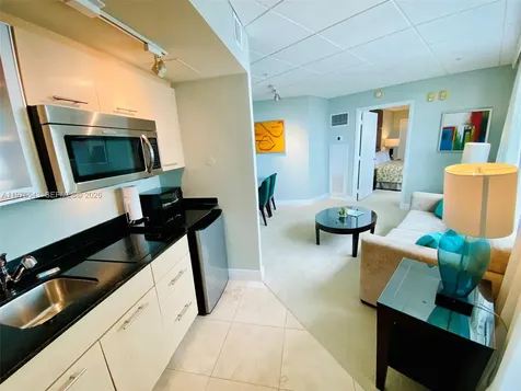2670 E Sunrise Boulevard Fort Lauderdale FL 33304