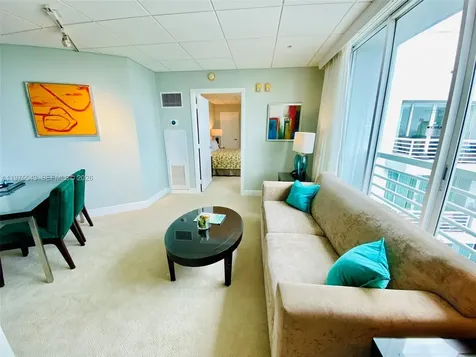2670 E Sunrise Boulevard Fort Lauderdale FL 33304