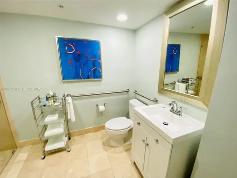 2670 E Sunrise Boulevard Fort Lauderdale FL 33304