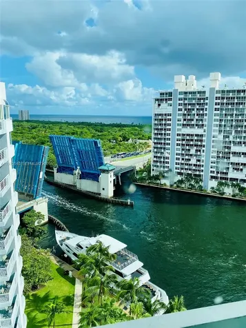 2670 E Sunrise Boulevard Fort Lauderdale FL 33304