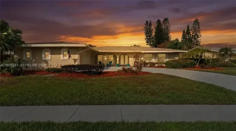 2802 SE Pine Valley Street Port St. Lucie FL 34952