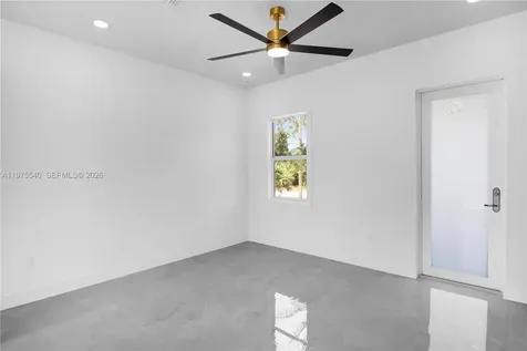 633 S Wabasso Lehigh Acres FL 33974