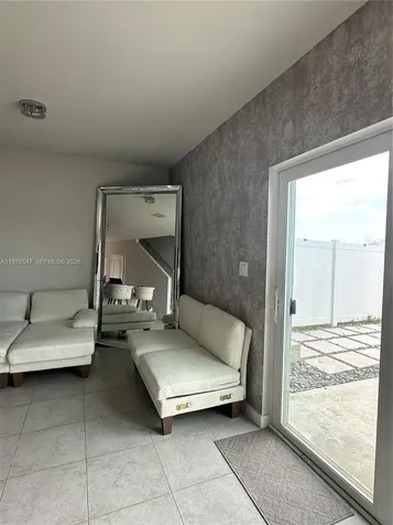 1070 NW 6th Terrace Florida City FL 33034