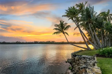 6 Riverview Road Jupiter Island FL 33455