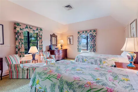 6 Riverview Road Jupiter Island FL 33455