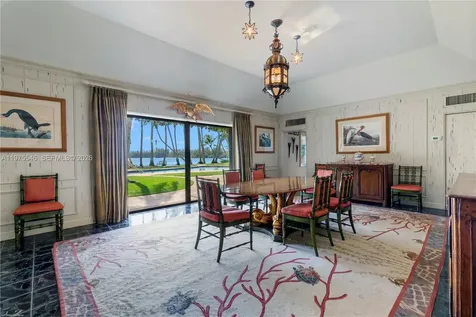 6 Riverview Road Jupiter Island FL 33455