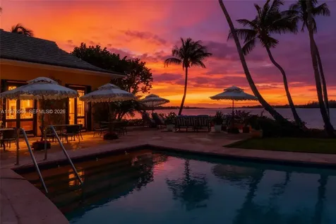 6 Riverview Road Jupiter Island FL 33455