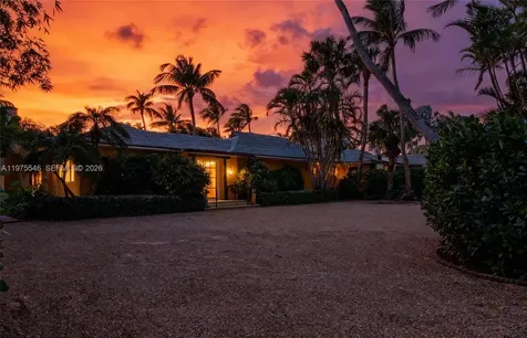 6 Riverview Road Jupiter Island FL 33455